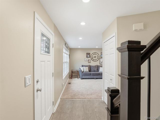 42902 Saxony Road, Canton Charter Township, MI 48187