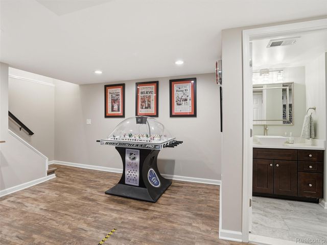 42902 Saxony Road, Canton Charter Township, MI 48187