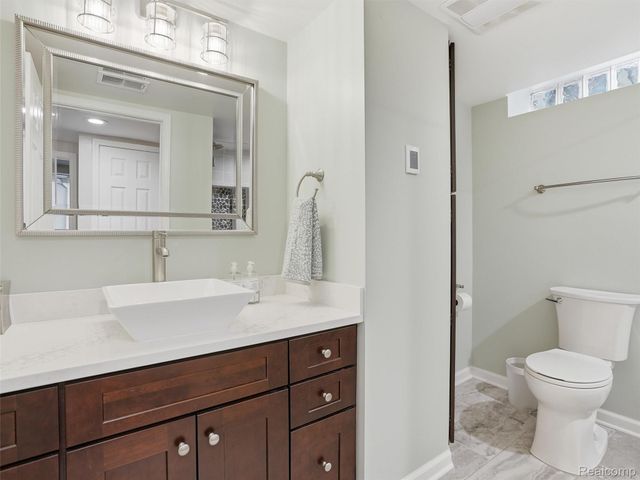 42902 Saxony Road, Canton Charter Township, MI 48187