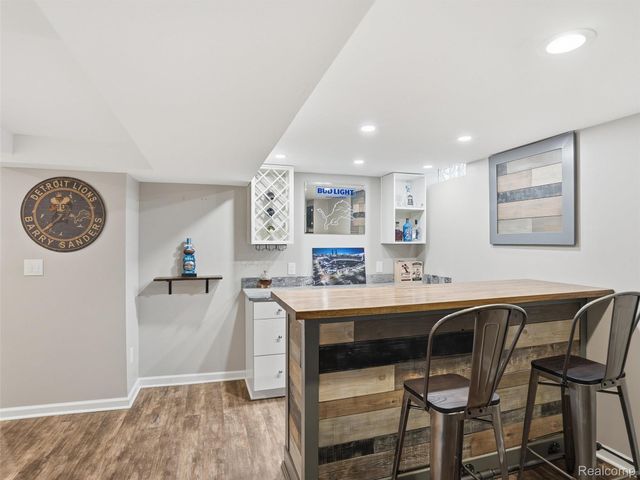 42902 Saxony Road, Canton Charter Township, MI 48187