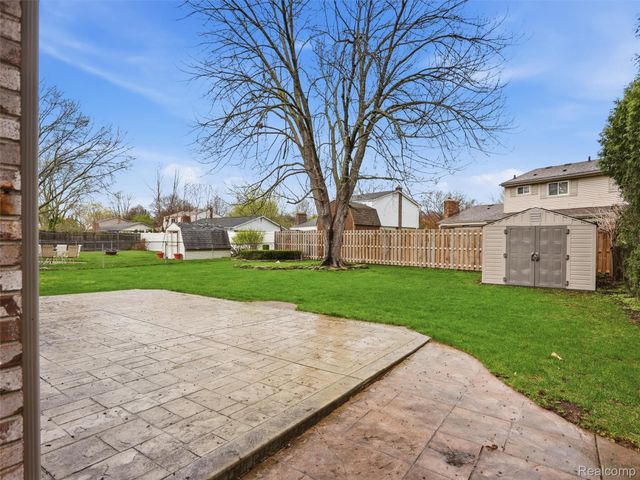 42902 Saxony Road, Canton Charter Township, MI 48187