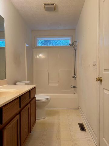 217 Secretariat Way, Frankfort, KY 40601