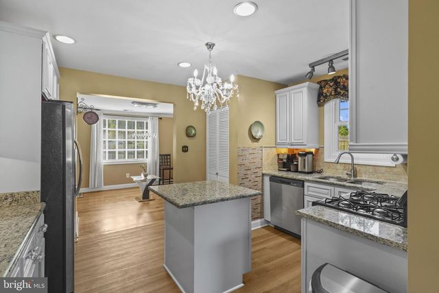 6816 ARLINGTON BLVD, Falls Church, VA 22042