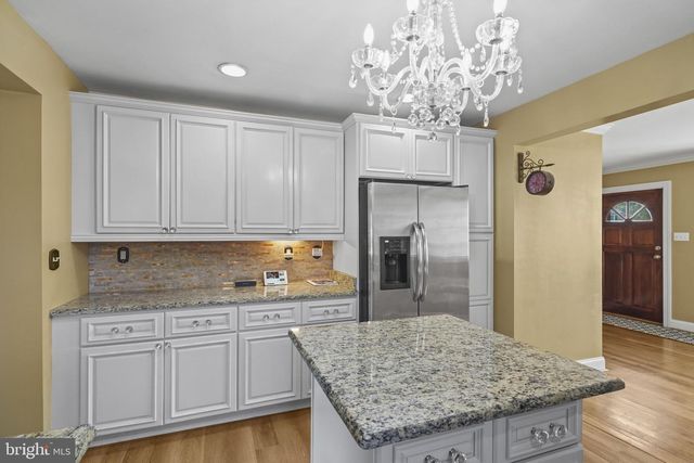 6816 ARLINGTON BLVD, Falls Church, VA 22042