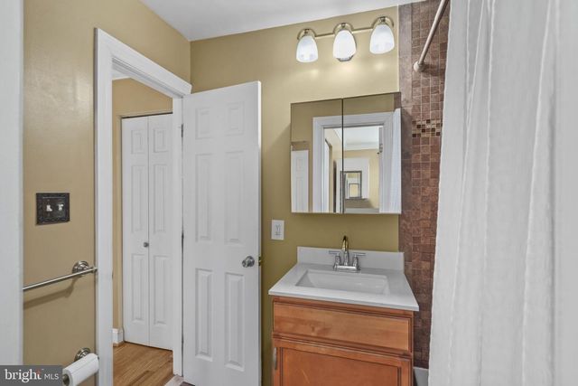 6816 ARLINGTON BLVD, Falls Church, VA 22042