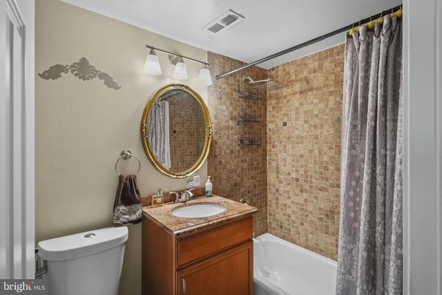 6816 ARLINGTON BLVD, Falls Church, VA 22042