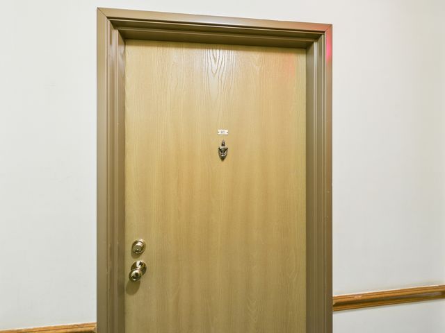 820 N Lakeside Drive 2C, Vernon Hills, IL 60061