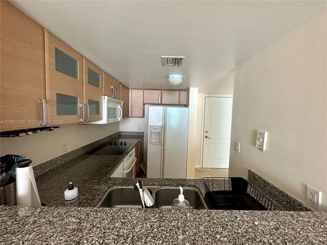 2101 Brickell Avenue 1908, Miami, FL 33129