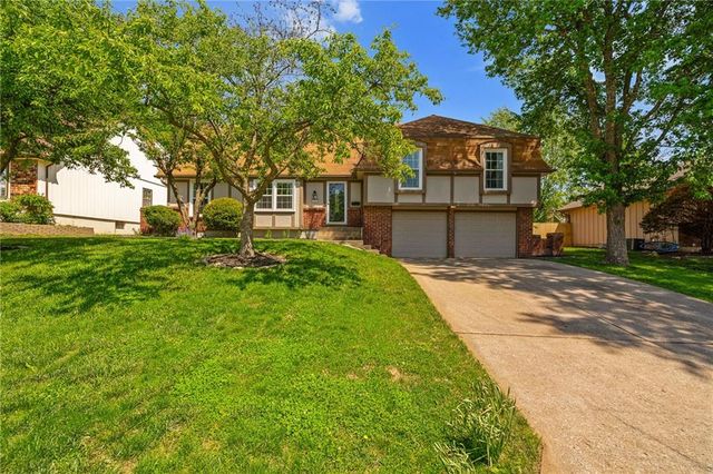12727 Oakland Avenue, Grandview, MO 64030