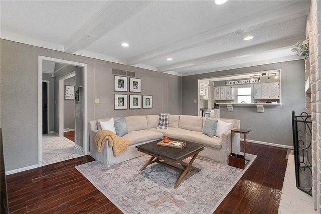 12727 Oakland Avenue, Grandview, MO 64030