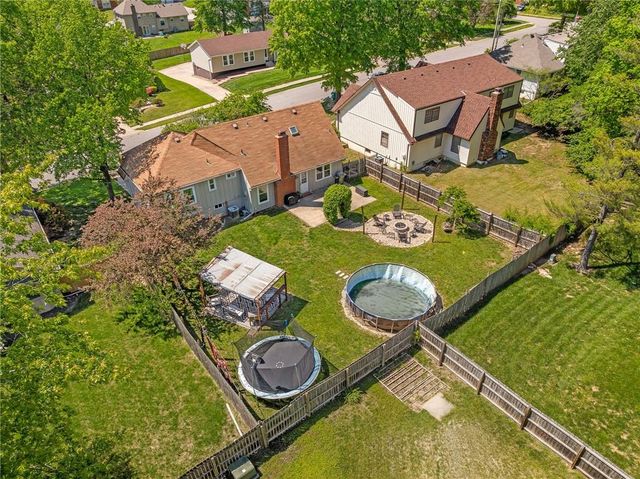 12727 Oakland Avenue, Grandview, MO 64030