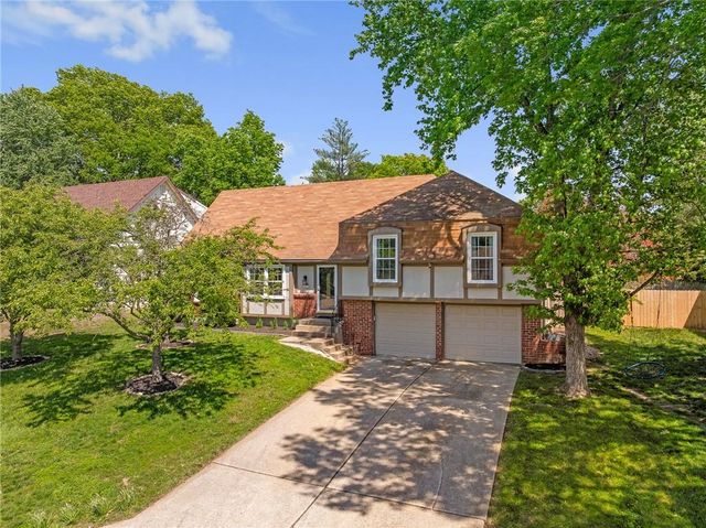 12727 Oakland Avenue, Grandview, MO 64030