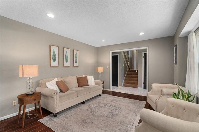 12727 Oakland Avenue, Grandview, MO 64030