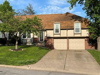 12727 Oakland Avenue, Grandview, MO 64030
