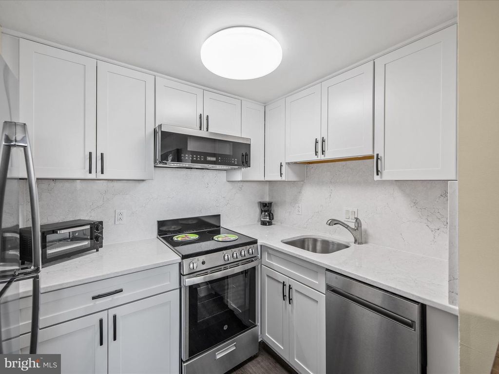 10900 COASTAL HWY #814 GOLDEN SANDS, Ocean City, MD 21842