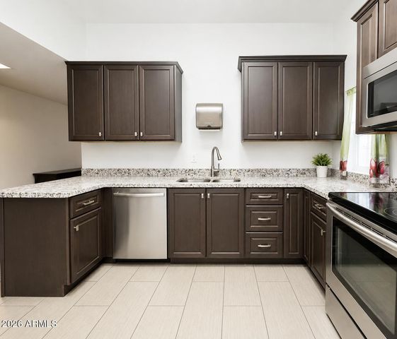 15703 N 36TH Street, Phoenix, AZ 85032