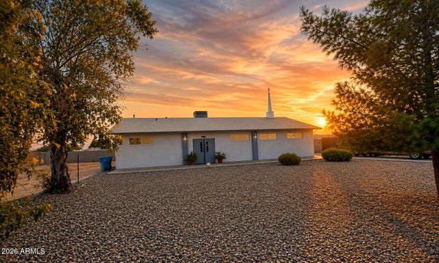 15703 N 36TH Street, Phoenix, AZ 85032