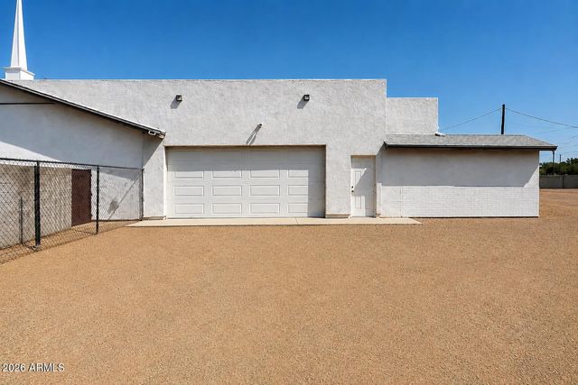 15703 N 36TH Street, Phoenix, AZ 85032
