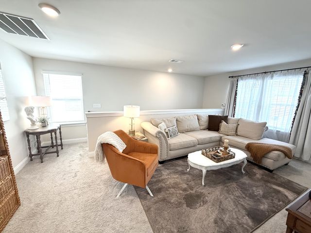 4352 Skyridge Dr, Nashville, TN 37207