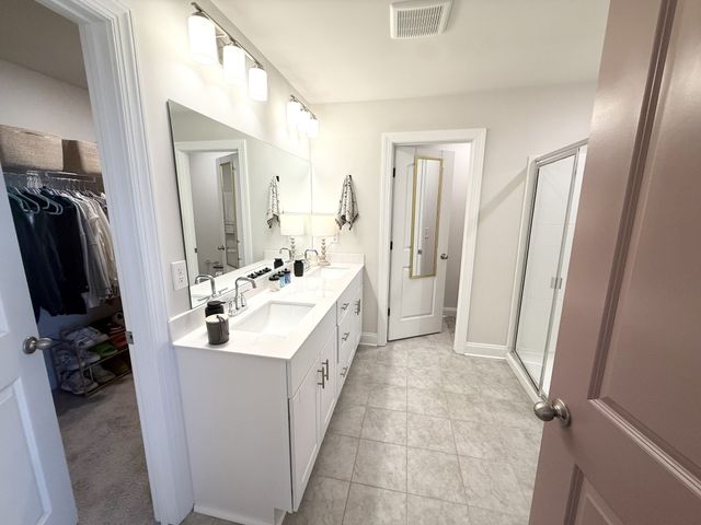 4352 Skyridge Dr, Nashville, TN 37207