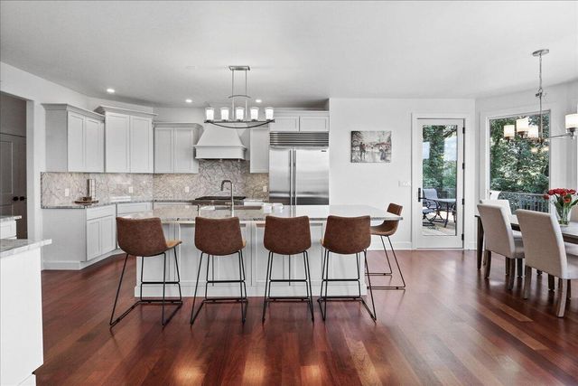 914 Lillian Russell Court, Crown Point, IN 46307