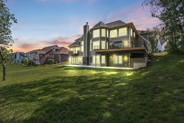 914 Lillian Russell Court, Crown Point, IN 46307