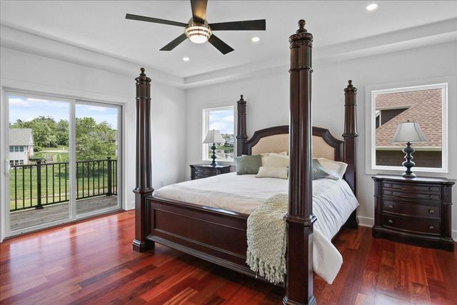 914 Lillian Russell Court, Crown Point, IN 46307