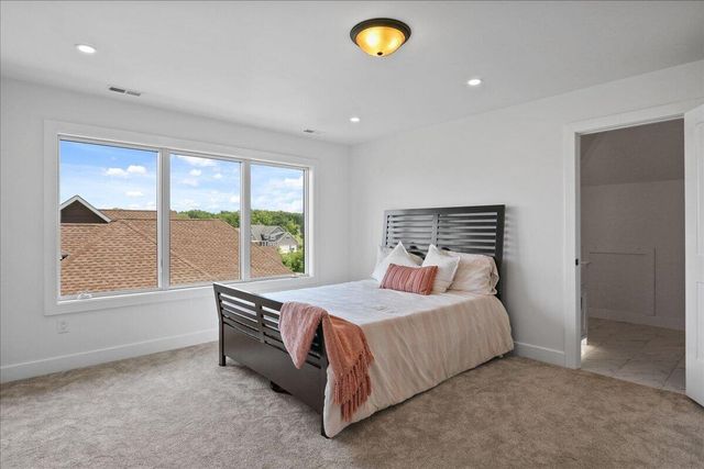 914 Lillian Russell Court, Crown Point, IN 46307