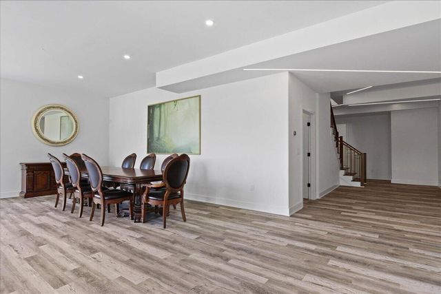 914 Lillian Russell Court, Crown Point, IN 46307