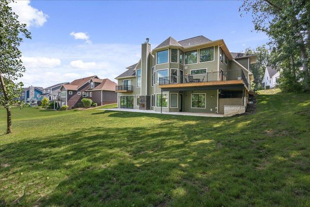 914 Lillian Russell Court, Crown Point, IN 46307