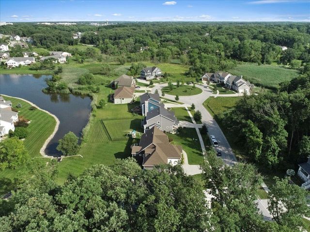 914 Lillian Russell Court, Crown Point, IN 46307