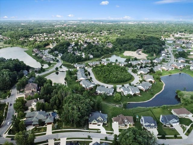 914 Lillian Russell Court, Crown Point, IN 46307