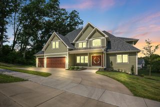 914 Lillian Russell Court, Crown Point, IN 46307