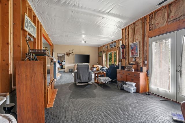 341 E Rainier Court, Allyn, WA 98524
