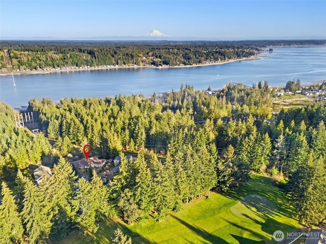 341 E Rainier Court, Allyn, WA 98524