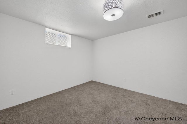 2615 EVANS AVE, Cheyenne, WY 82001