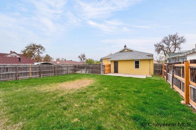 2615 EVANS AVE, Cheyenne, WY 82001