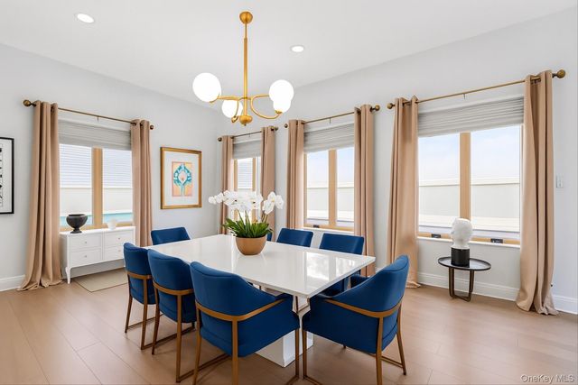 10 Sunrise Drive, Putnam Valley, NY 10579