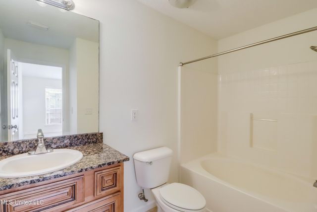 1101 Century Oaks Drive, B, Gulfport, MS 39507