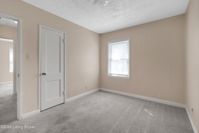 1721 Model Rd, Louisville, KY 40216