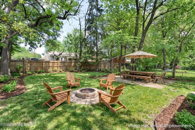 1721 Model Rd, Louisville, KY 40216