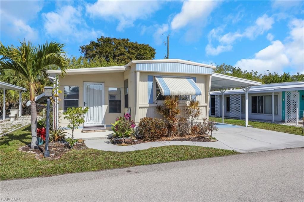 143 Moorhead MNR 143, NAPLES, FL 34112 — exterior