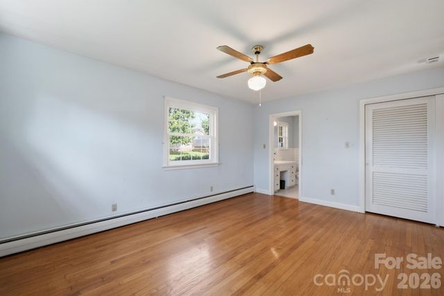 513 2nd Avenue Place NE, Conover, NC 28613