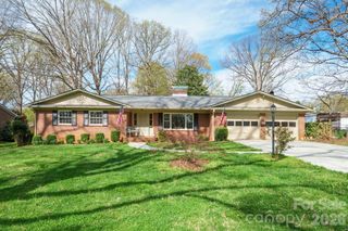 513 2nd Avenue Place NE, Conover, NC 28613