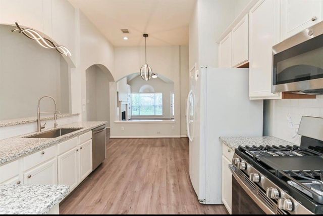 13814 Bink Court, Houston, TX 77014