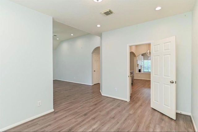 13814 Bink Court, Houston, TX 77014