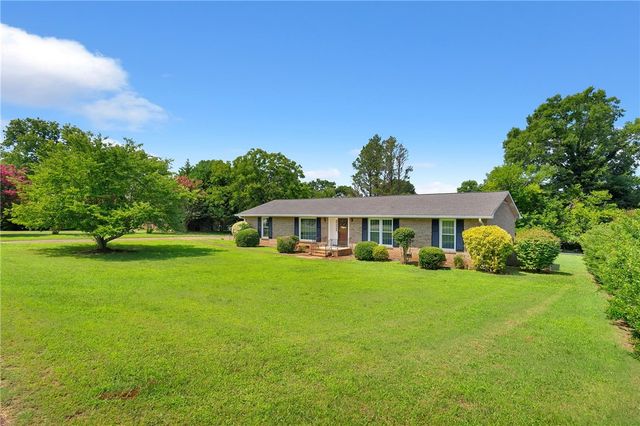 102 Sheffield Drive, Anderson, SC 29625