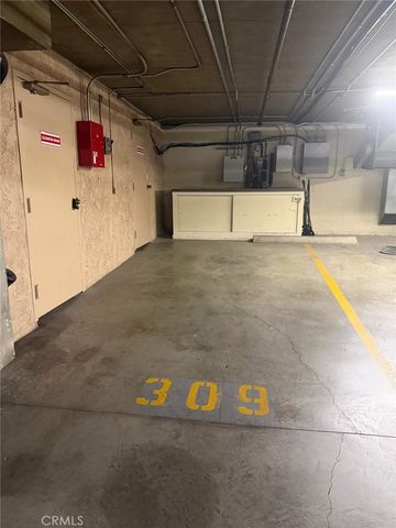 441 E San Jose 309, Burbank, CA 91501