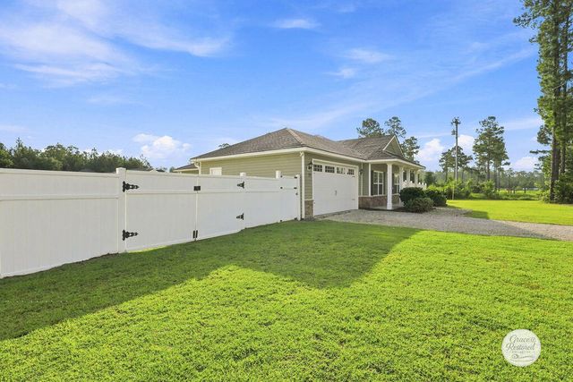 18 Baggs Circle, Ludowici, GA 31316