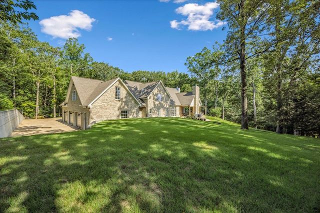 9000 ANDERTON SPRINGS DR, Bartlett, TN 38133